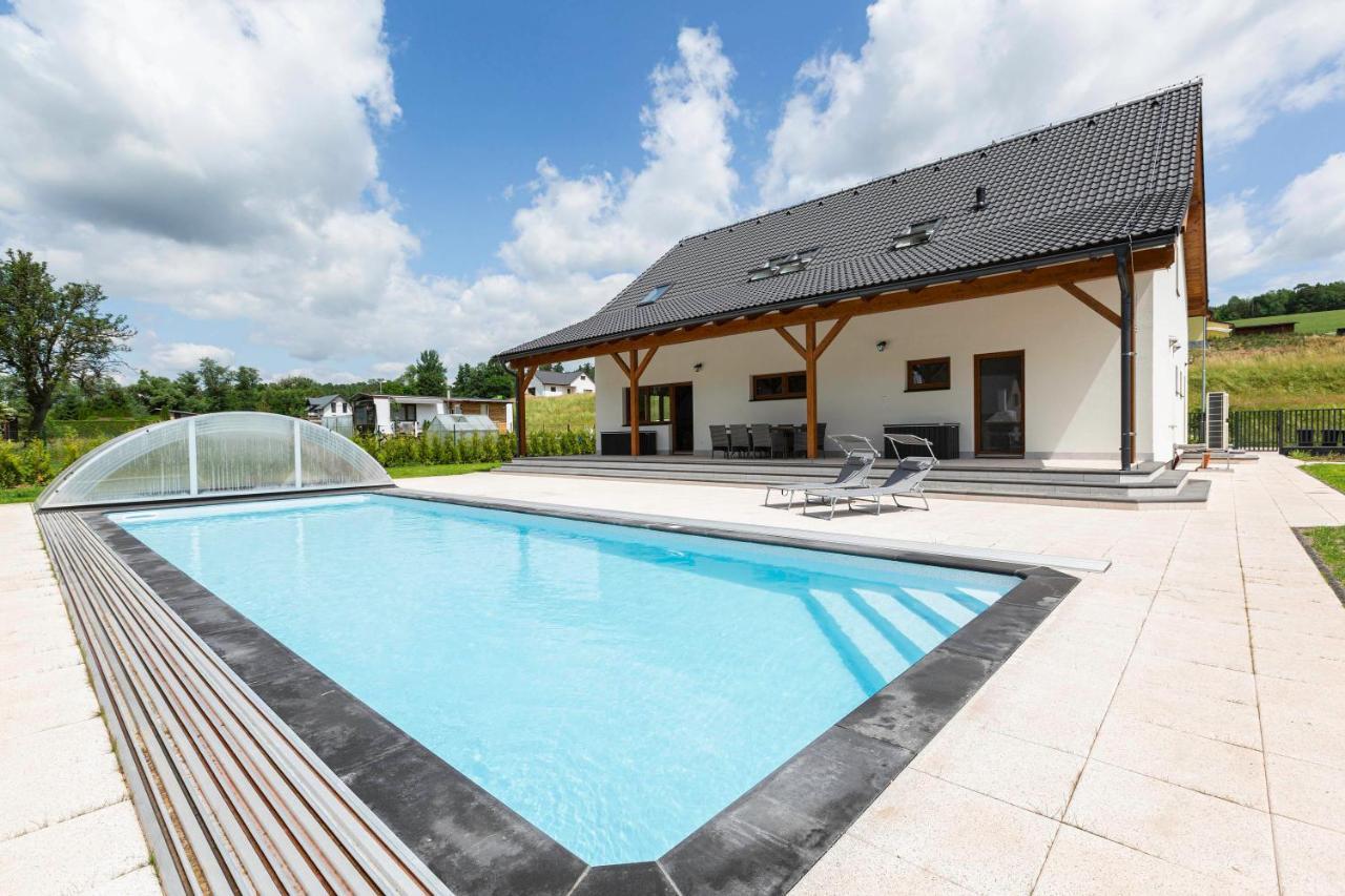 Holiday House Adam Prosecne المظهر الخارجي الصورة