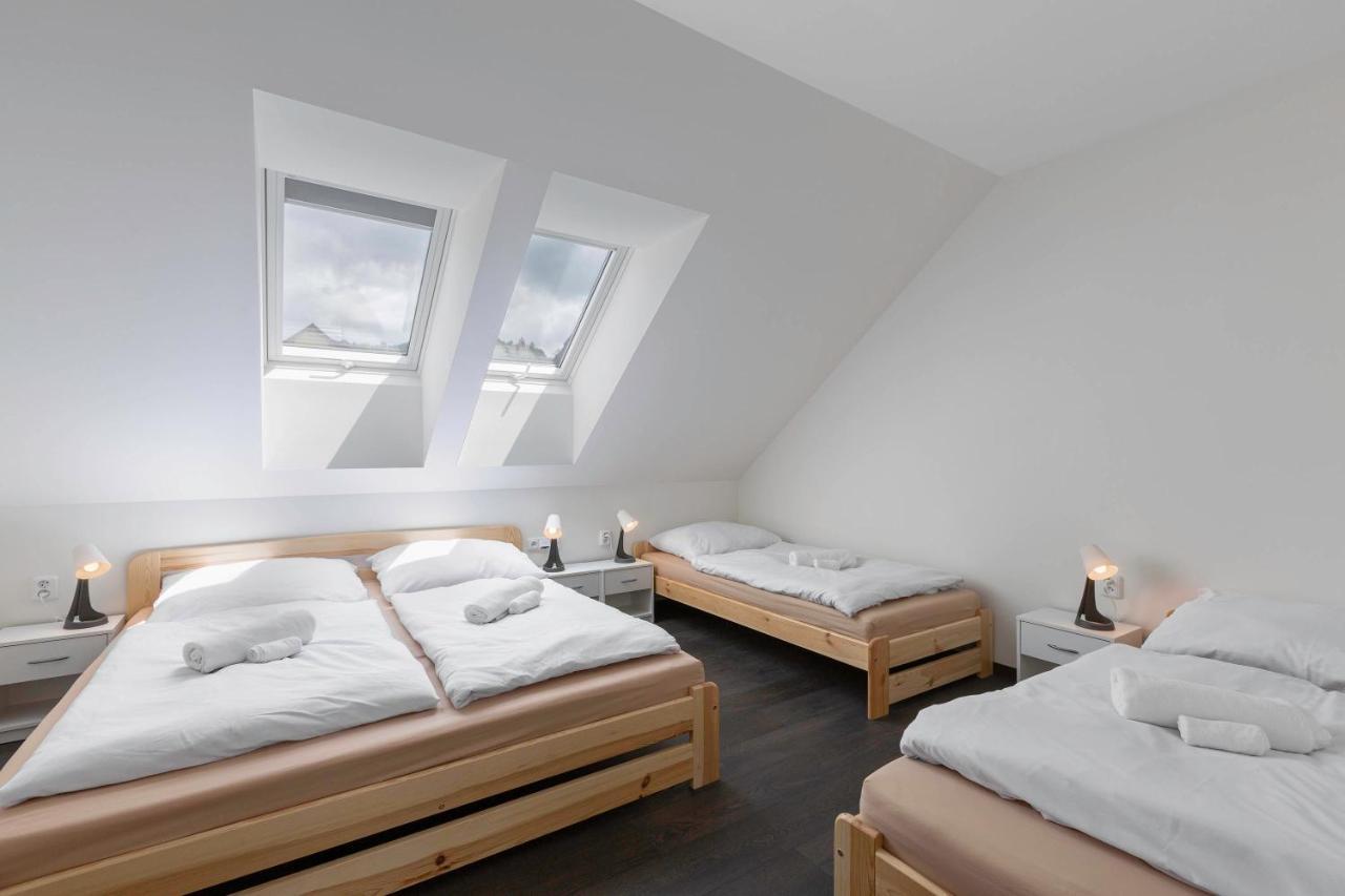 Holiday House Adam Prosecne المظهر الخارجي الصورة